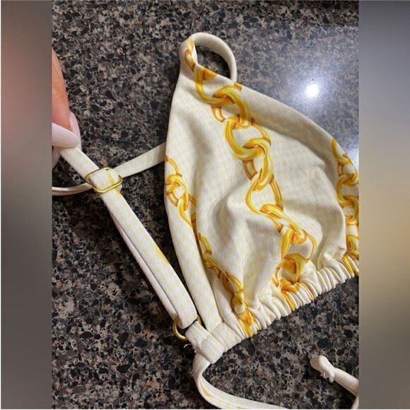 WeWoreWhat NWT Gold Chain Print Bikini Set
Size XS - Picture 9 of 12